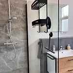 Exklusives City-apartment Im Herzen Oldenburgs Mit Balkon Und Parkplatz A36 Appartement *
