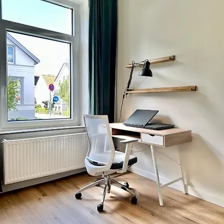 Exklusives City-apartment Im Herzen Oldenburgs Mit Balkon Und Parkplatz A36 Lejlighed Oldenburg
