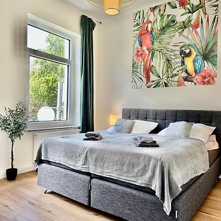 Exklusives City-apartment Im Herzen Oldenburgs Mit Balkon Und Parkplatz A36 Apartment Oldenburg