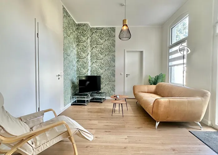 Exklusives City-apartment Im Herzen Oldenburgs Mit Balkon Und Parkplatz A36 * Oldenburg