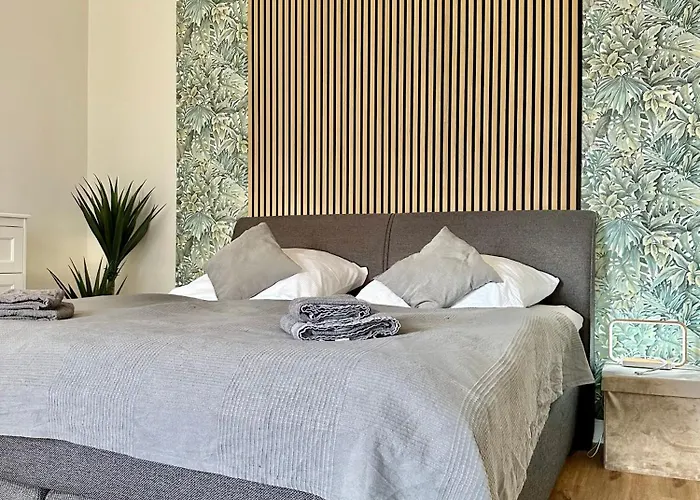 Exklusives City-apartment Im Herzen Oldenburgs Mit Balkon Und Parkplatz A36 公寓 *