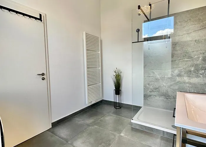 Exklusives City-apartment Im Herzen Oldenburgs Mit Balkon Und Parkplatz A36 奥尔登堡